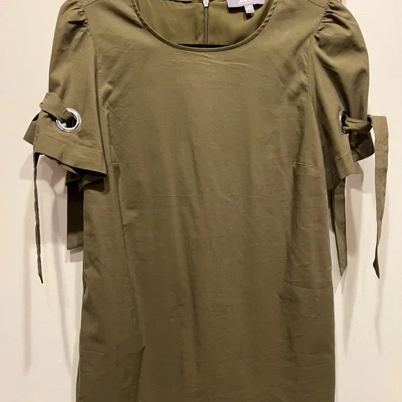 green emerald velvet dress Olive Green Casual Midi Dress